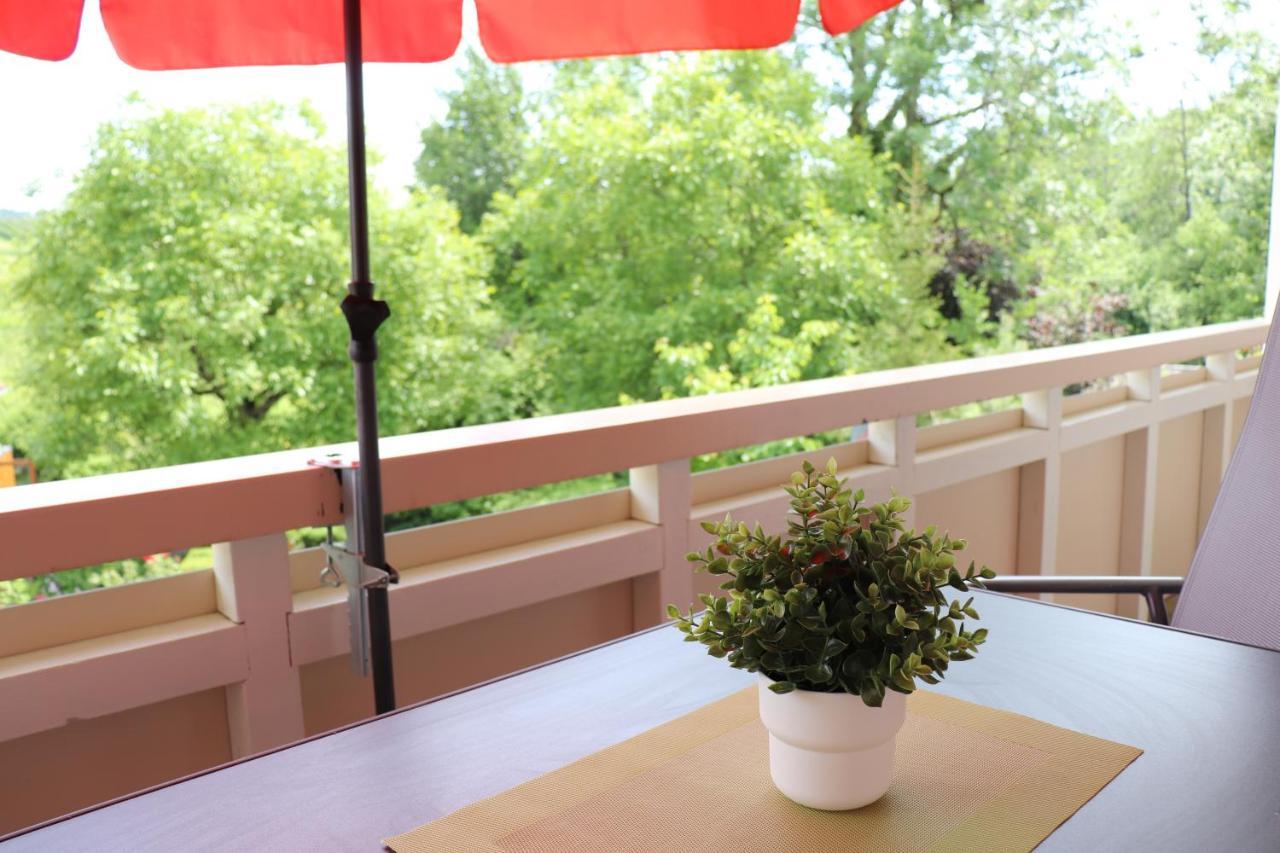 Wohnung #5 Mit Balkon - Zentrale Dennoch Ruhige Lage Mit Terrasse - Stadtbus Vor Der Tuer! Lindau  Bagian luar foto